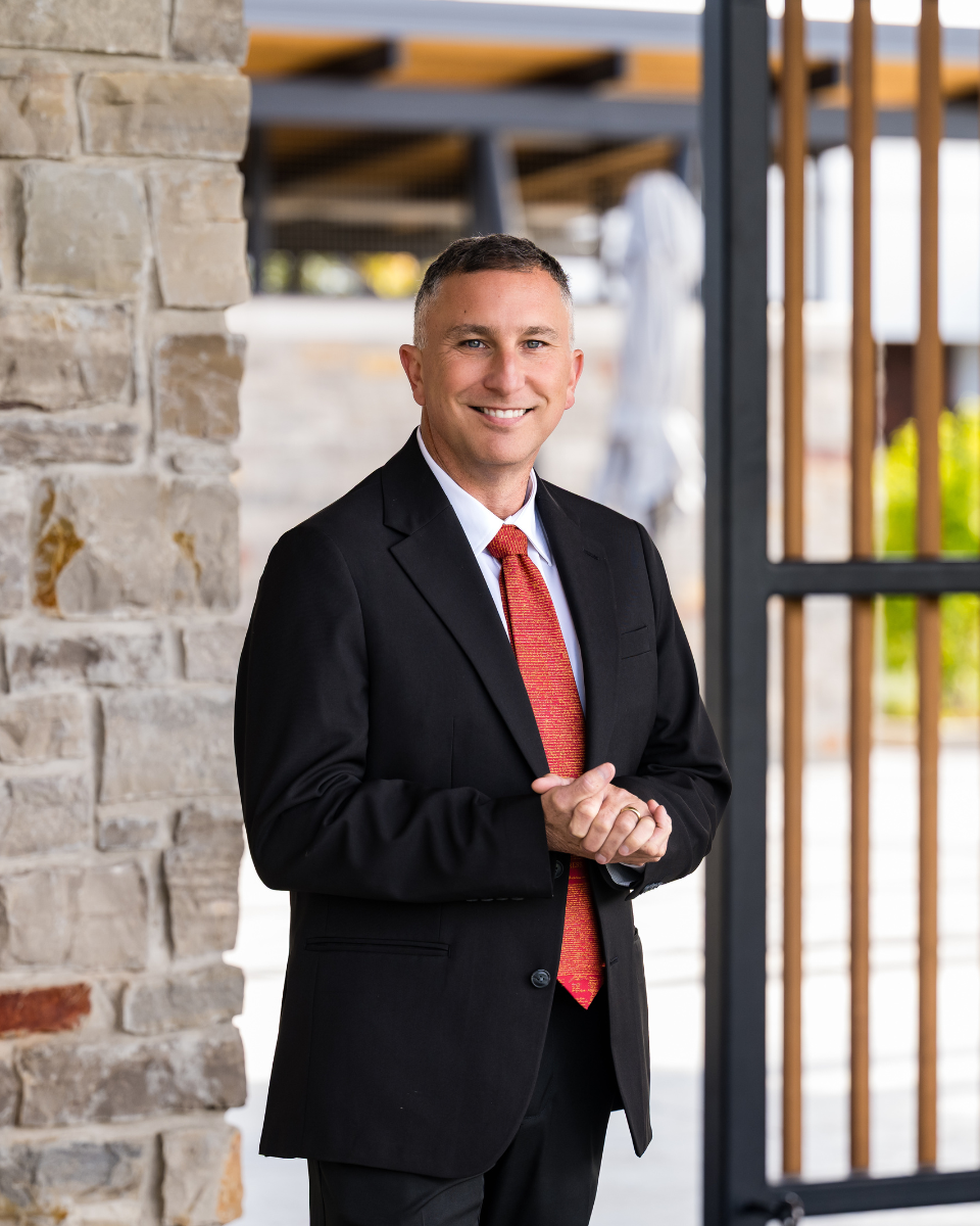 headshot of mayor paul schore