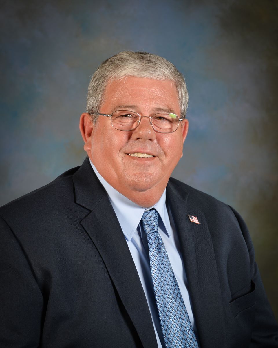 headshot of mayor paul schore