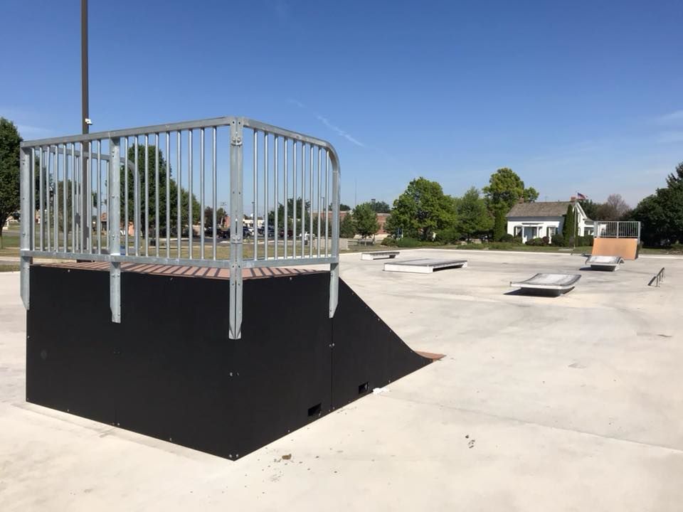 group of kids at event and skate plaza