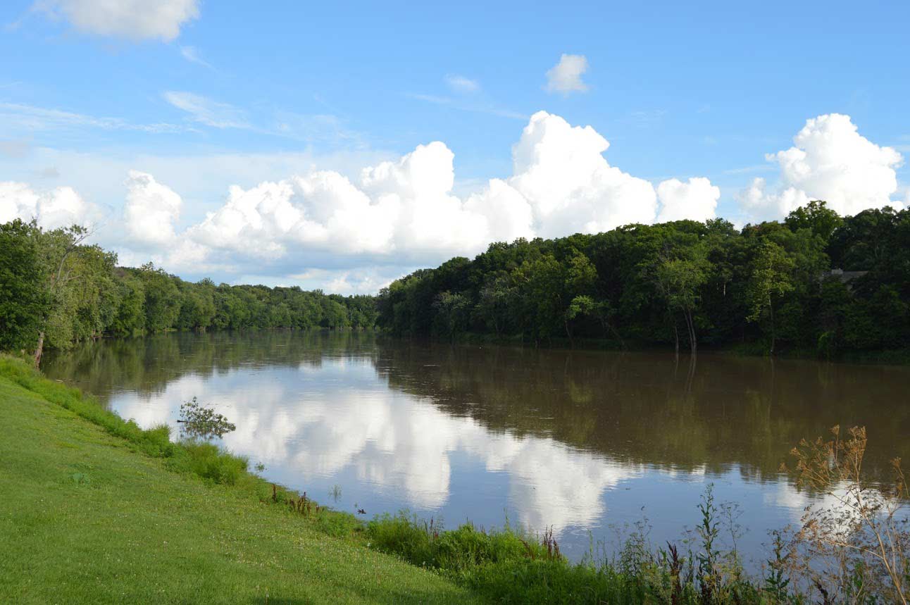 kankakee river landscape during the afternoon