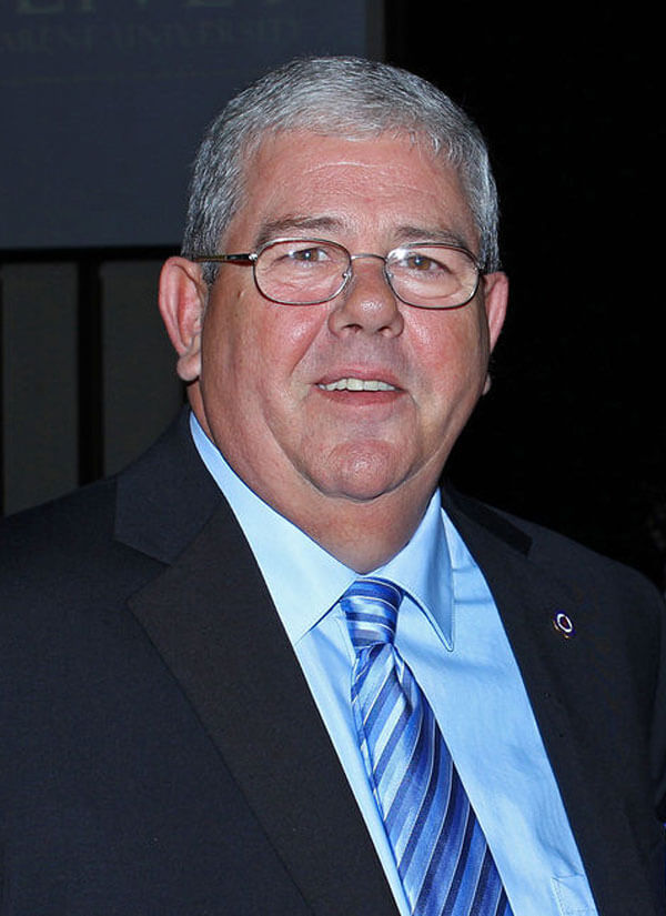 headshot of Mayor Paul Schore